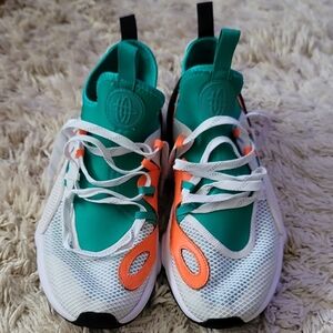 Nike Air Huarache E.D.G.E. TXT QS
BQ5206-100 White/Green Men's Sz 9.5